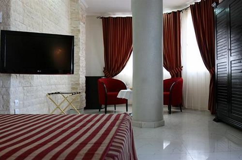 Hotel Oran Center ภายนอก รูปภาพ
